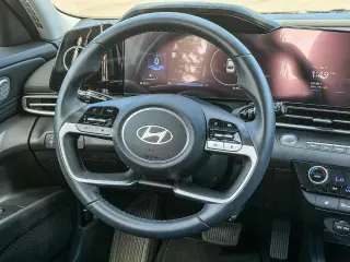 Hyundai ELANTRA 2025 SEL Convenience Sedán 4 puertas