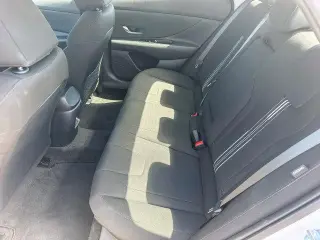 Hyundai ELANTRA 2025 SEL Convenience Sedán 4 puertas