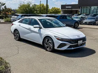 Hyundai ELANTRA 2025 SEL Convenience Sedán 4 puertas