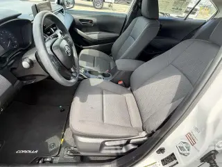 Toyota Corolla 2025 LE 4dr Sedán