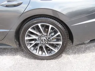 Hyundai SONATA 2022 Limited 4dr Sedán