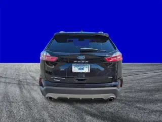 Ford Edge 2022 AWD Titanium 4dr Crossover