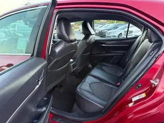 Toyota Camry 2018 SE 4dr Sedán