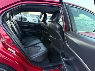 Toyota Camry 2018 SE 4dr Sedán