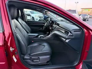 Toyota Camry 2018 SE 4dr Sedán