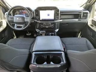Ford F-150 2023 4x4 XLT 4 puertas SuperCrew 5.5 pies. SB