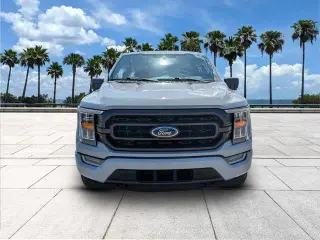 Ford F-150 2023 4x4 XLT 4 puertas SuperCrew 5.5 pies. SB
