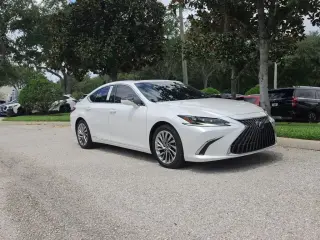 Lexus ES 300h 2022 Ultra Luxury 4dr Sedan