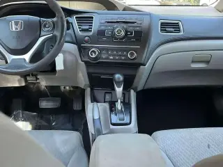Honda Civic 2015 LX 4dr Sedán CVT