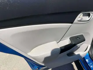 Honda Civic 2015 LX 4dr Sedán CVT