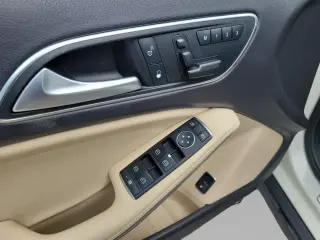 Mercedes-Benz GLA 2017 GLA 250 4dr SUV