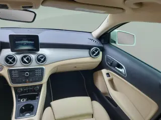 Mercedes-Benz GLA 2017 GLA 250 4dr SUV
