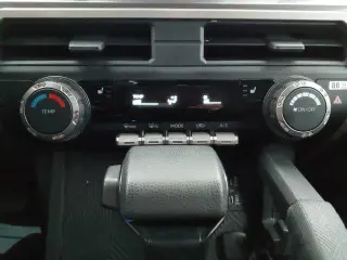 Toyota Tacoma 2024 4x4 SR5 4dr Double Cab 5.0 ft SB