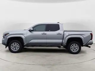 Toyota Tacoma 2024 4x4 SR5 4dr Double Cab 5.0 ft SB