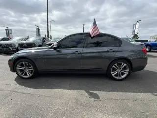 BMW Serie 3 2016 328i 4dr Sedán SULEV