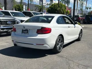 BMW Serie 2 2018 230i 2dr Coupé