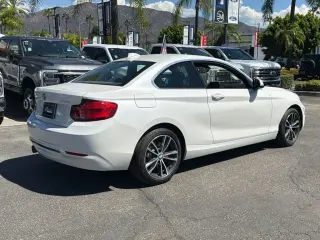 BMW Serie 2 2018 230i 2dr Coupé
