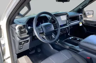 Ford F-150 2025 4x2 STX 4dr SuperCab 6.5 ft. SB