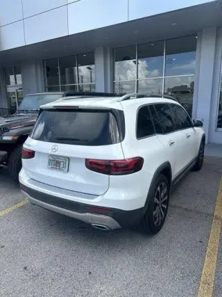 Mercedes-Benz GLB 2022 GLB 250 4dr SUV