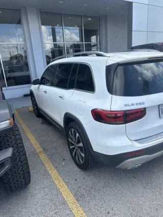 Mercedes-Benz GLB 2022 GLB 250 4dr SUV