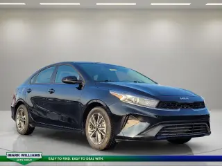 Kia Forte 2023 LXS 4dr Sedán
