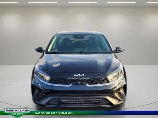 Kia Forte 2023 LXS 4dr Sedán