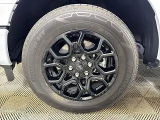 Ford F-150 2025 4x2 XLT 4dr SuperCrew 5.5 ft. SB