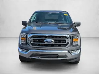 Ford F-150 2023 4x2 XLT 4 puertas SuperCrew baúl de 5.5 pies