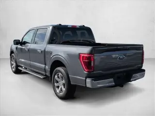Ford F-150 2023 4x2 XLT 4 puertas SuperCrew baúl de 5.5 pies