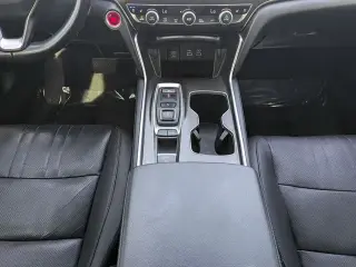 Honda Accord 2022 Touring 4dr Sedán