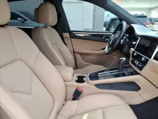 Porsche Macan 2023 AWD T 4dr SUV