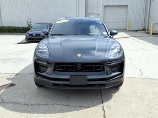 Porsche Macan 2023 AWD T 4dr SUV