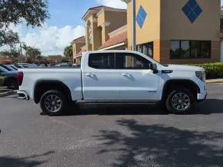 GMC Sierra 1500 2024 4x4 AT4 4dr Crew Cab 5.8 ft. CB