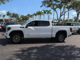 GMC Sierra 1500 2024 4x4 AT4 4dr Crew Cab 5.8 ft. CB