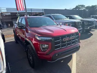 GMC Canyon 2024 4x4 AT4 4p Puerta de Tripulación 5 ft. CB