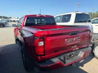 GMC Canyon 2024 4x4 AT4 4p Puerta de Tripulación 5 ft. CB
