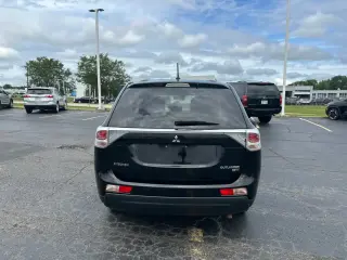 Mitsubishi Outlander 2014 AWD GT 4dr SUV