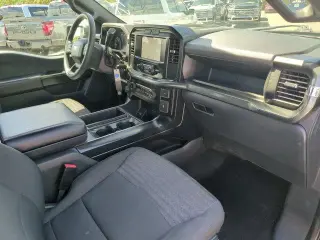 Ford F-150 2023 4x2 XL 4dr SuperCrew 5.5 ft. SB