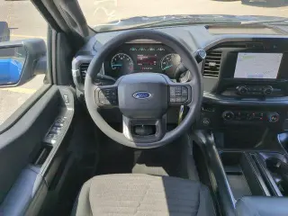 Ford F-150 2023 4x2 XL 4dr SuperCrew 5.5 ft. SB