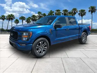 Ford F-150 2023 4x2 XL 4dr SuperCrew 5.5 ft. SB