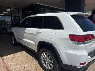 Jeep Grand Cherokee 2021 4x2 Laredo E 4dr SUV