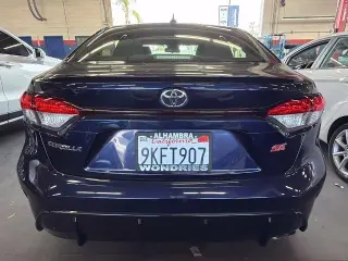 Toyota Corolla 2024 SE 4p Sedan