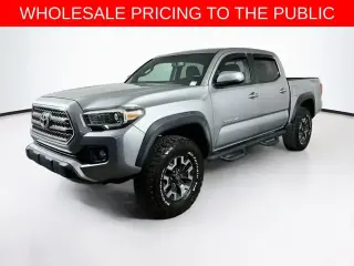 Toyota Tacoma 2017 4x2 TRD Off-Road 4dr Double Cab 5.0 ft SB