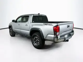 Toyota Tacoma 2017 4x2 TRD Off-Road 4dr Double Cab 5.0 ft SB