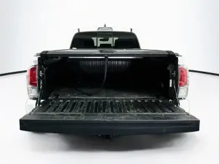 Toyota Tacoma 2020 4x2 TRD Sport 4dr Double Cab 5.0 ft SB