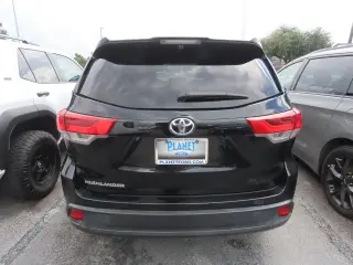 Toyota Highlander 2019 LE 4dr SUV (2.7L I4)