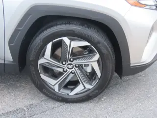 Hyundai TUCSON 2024 SEL 4dr SUV