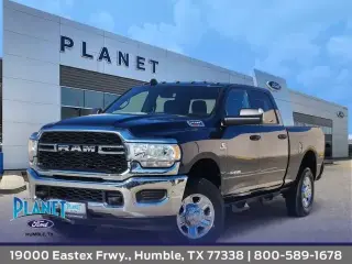 Ram 2500 2022 4x4 Tradesman 4dr Crew Cab 6.3 ft. SB Pickup
