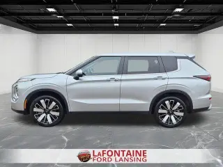 Mitsubishi Outlander 2025 AWD SE 4dr SUV