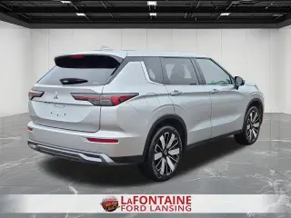 Mitsubishi Outlander 2025 AWD SE 4dr SUV